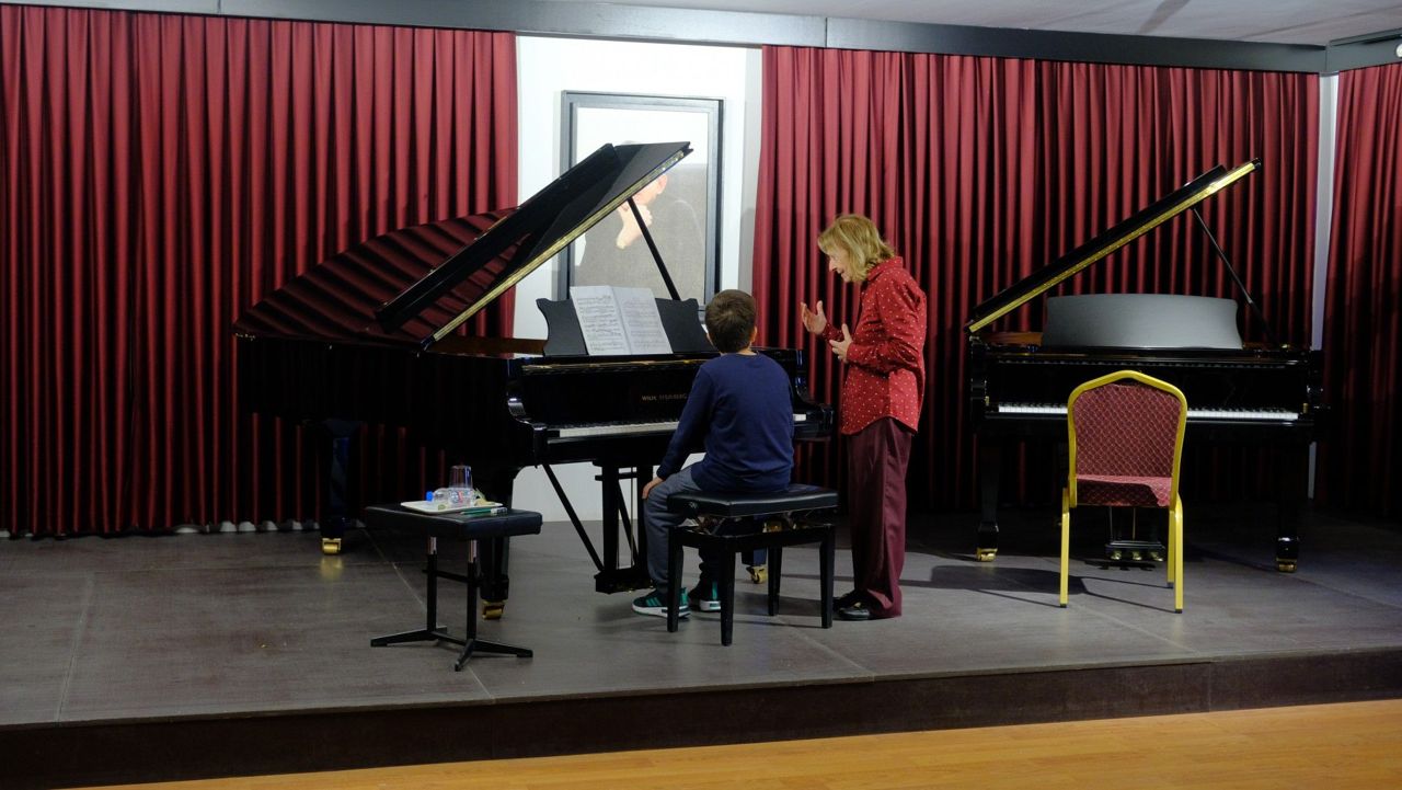 Piyano Günleri'nde Prof. Hülya Tarcan masterclass verdi